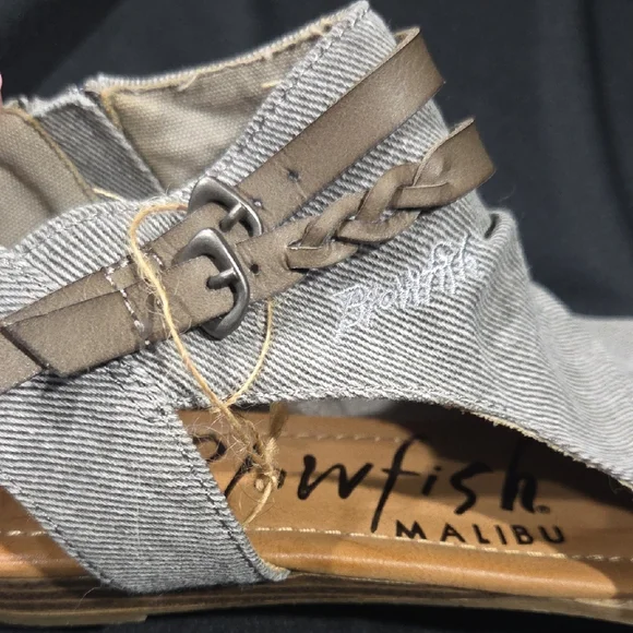 Stylish Gray Sandals for Women - Picture 6 of 9